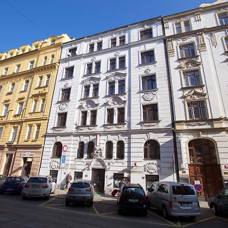 Hotel Olga Prága Kültér fotó