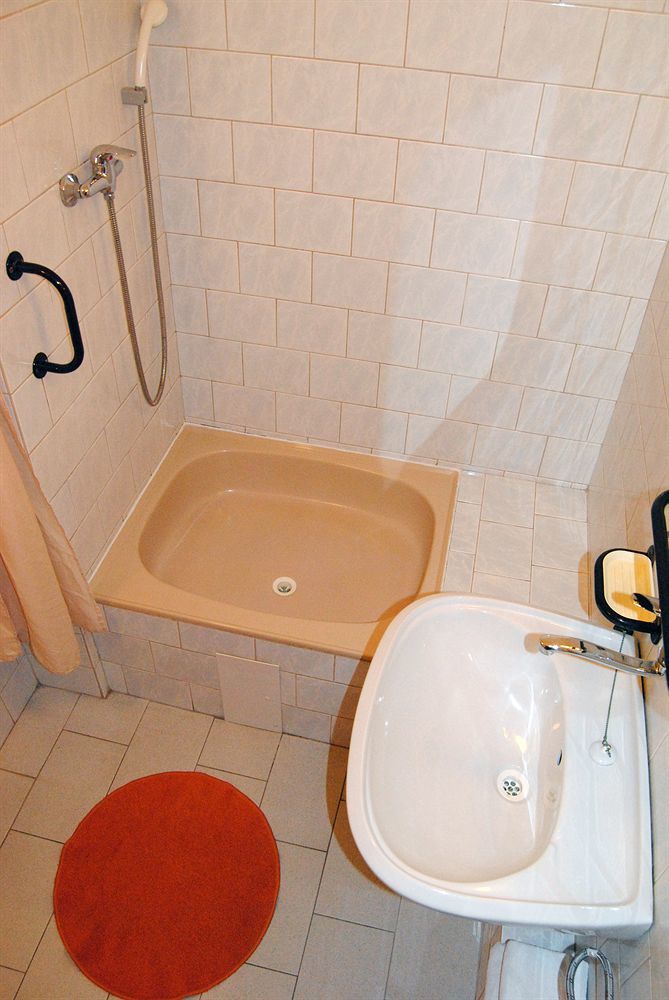 Hotel Olga Prága Kültér fotó