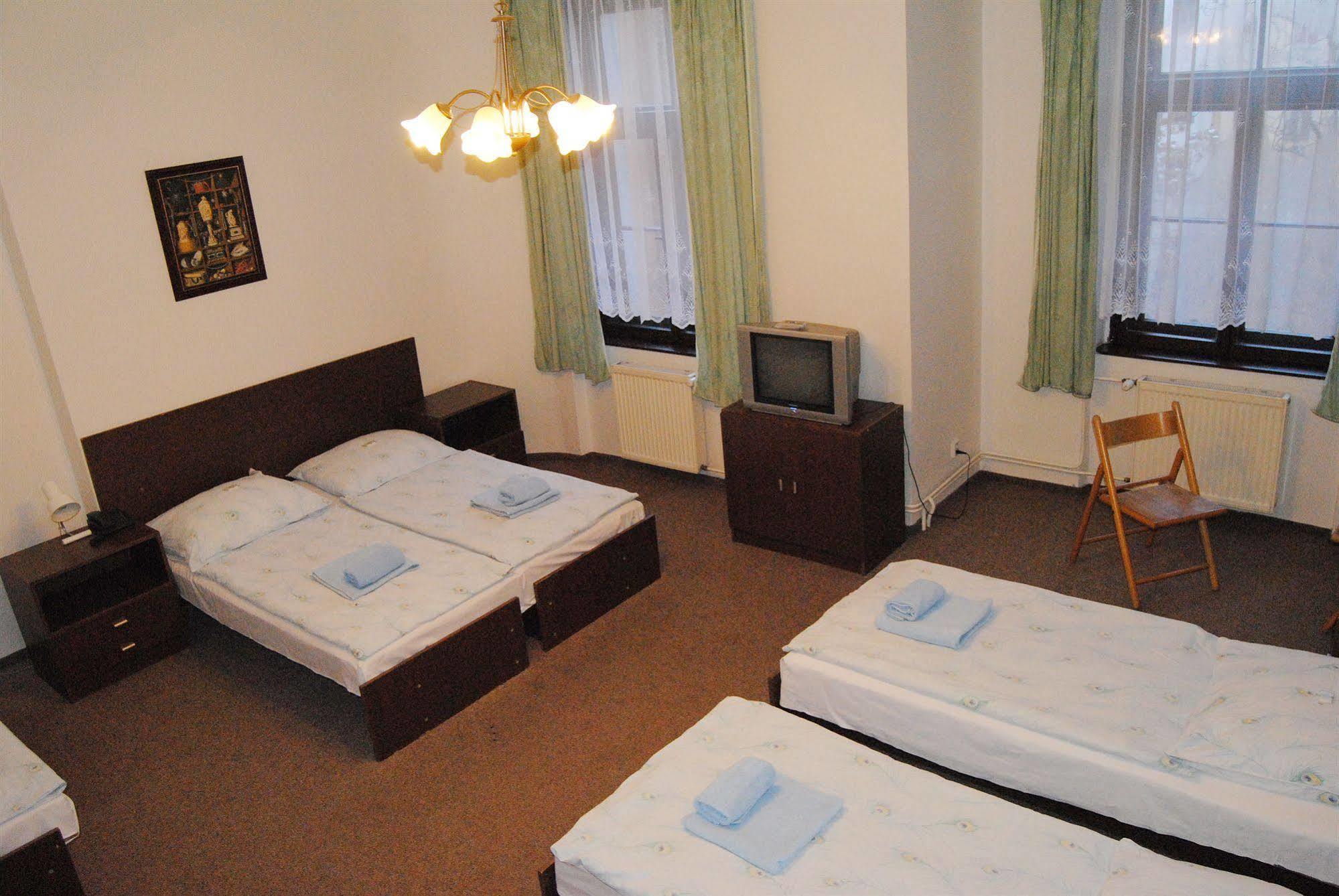 Hotel Olga Prága Kültér fotó