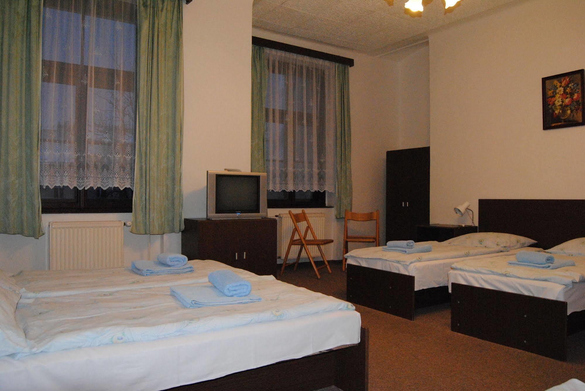 Hotel Olga Prága Kültér fotó